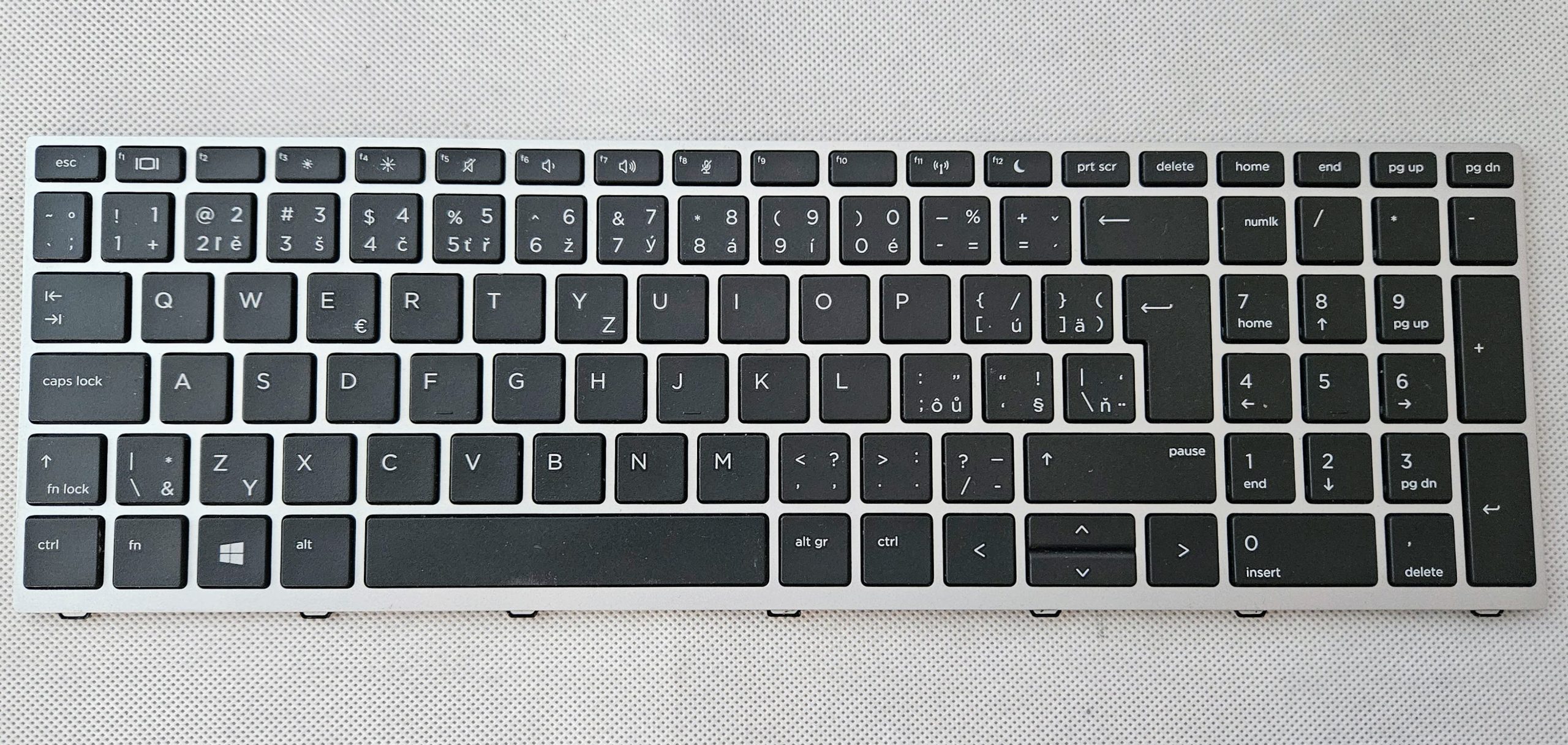 Náhradní klávesnice L00740-041 pro notebook